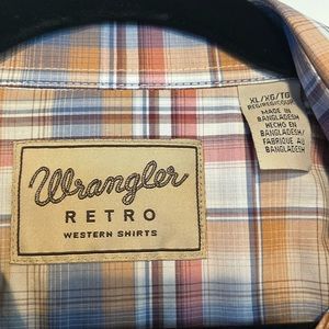 Wrangler button down shirt